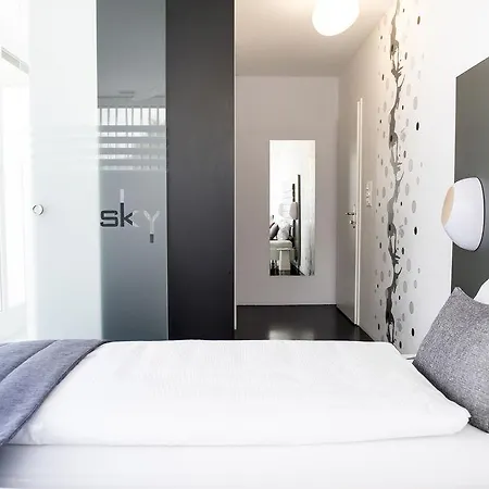 Motel Sky Design
